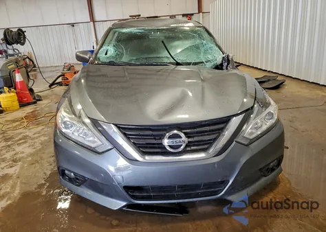 2017 Nissan Altima 2.5 из США, поврежденный, VIN 1N4AL3AP4HC236787